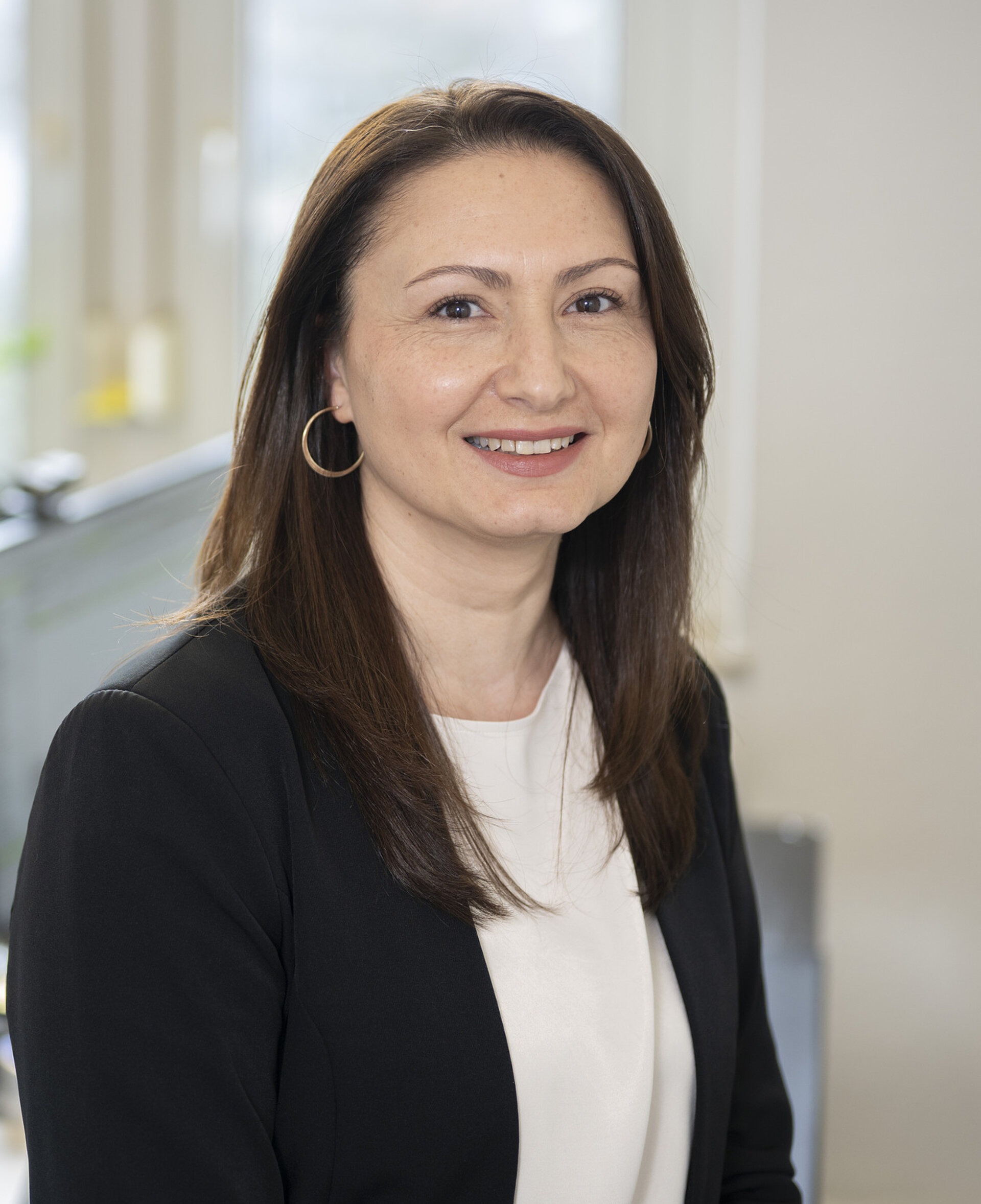 Portraitfoto Canan Yalcinkaya